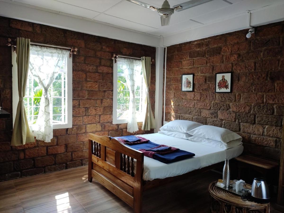 The Rustic Cottage - Homestay Cherrapunji Buitenkant foto