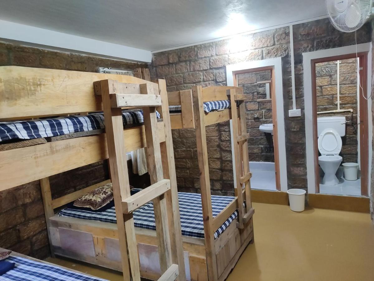 The Rustic Cottage - Homestay Cherrapunji Buitenkant foto